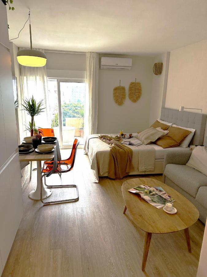 Minerva Estudio Suite White Jasmine, Beach And Pool Benalmádena Extérieur photo